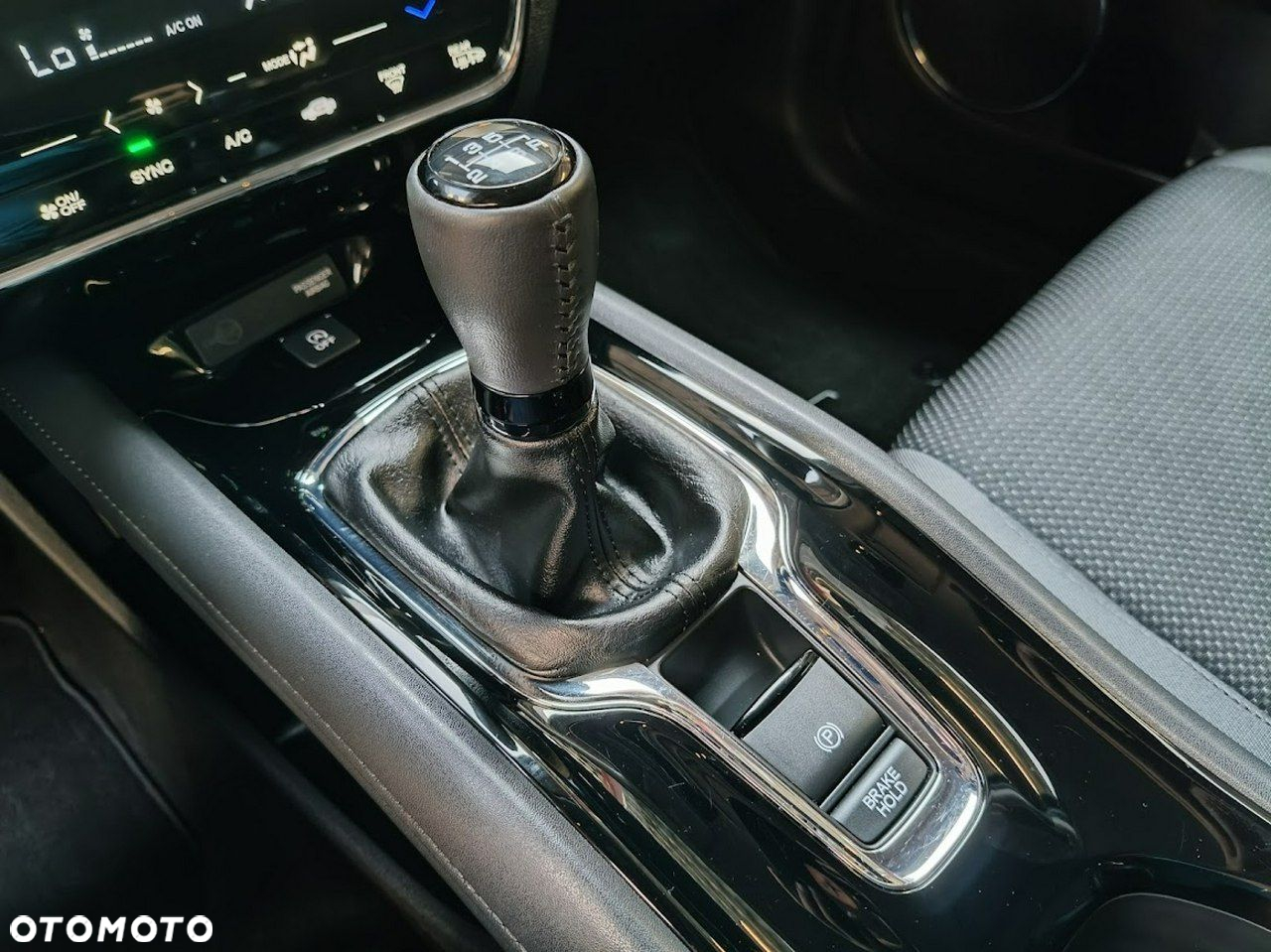 Honda HR-V 1.5 Elegance (ADAS/Honda Connect+) - 27