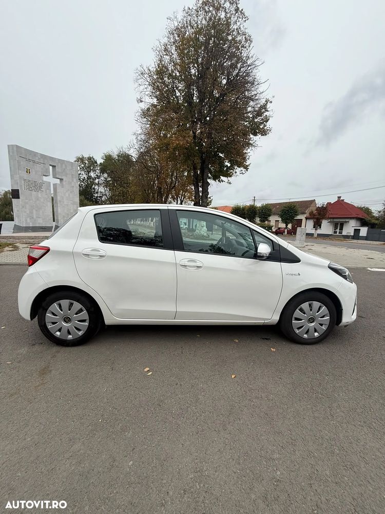 Toyota Yaris - 6