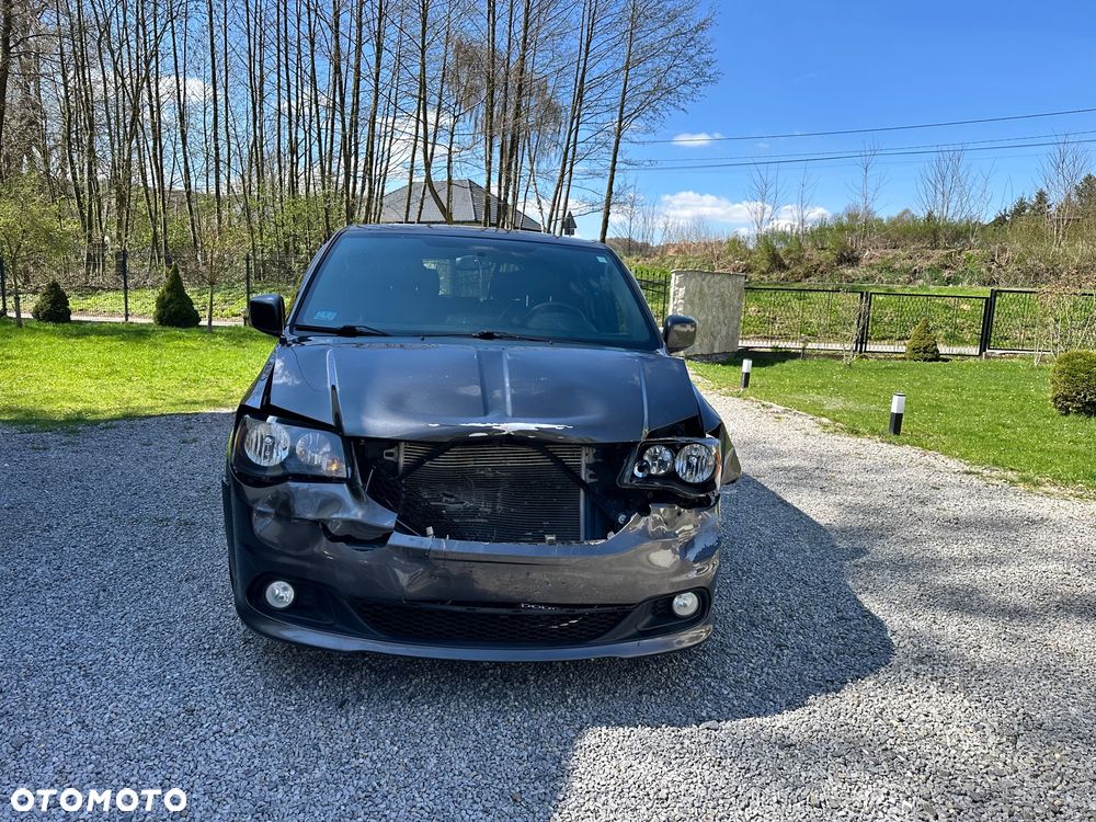 Dodge Grand Caravan 3.6 R/T - 1