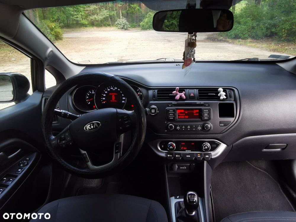 Kia Rio - 29
