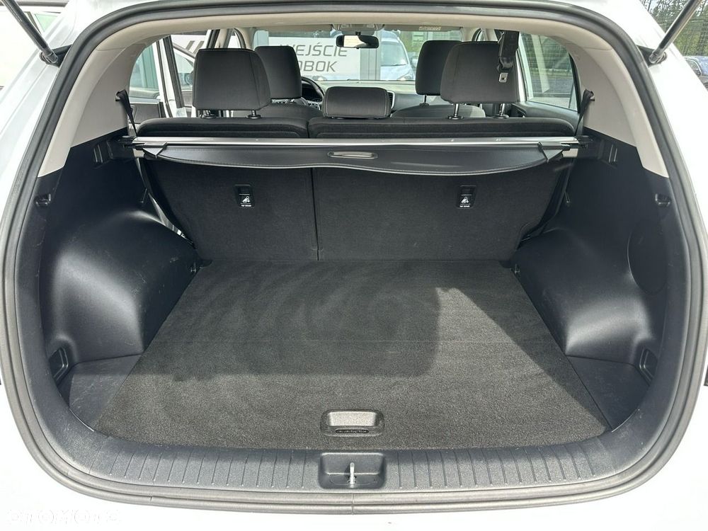 Kia Sportage 1.6 GDI L 2WD - 29