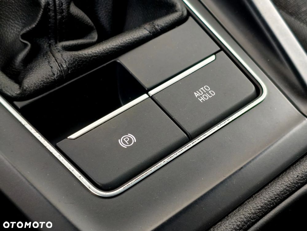 Volkswagen Golf 2.0 TDI - 17
