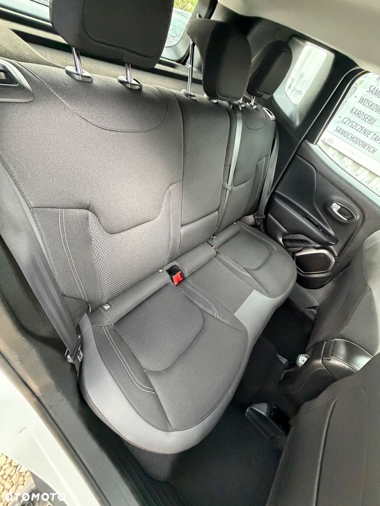 Jeep Renegade - 22