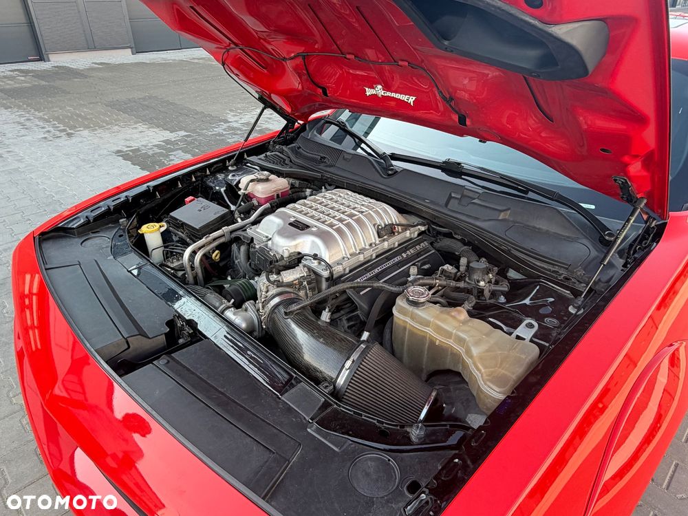 Dodge Challenger - 28