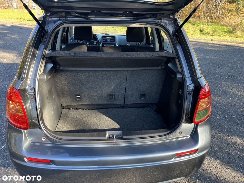 Suzuki SX4 1.6 GLX / Comfort - 12