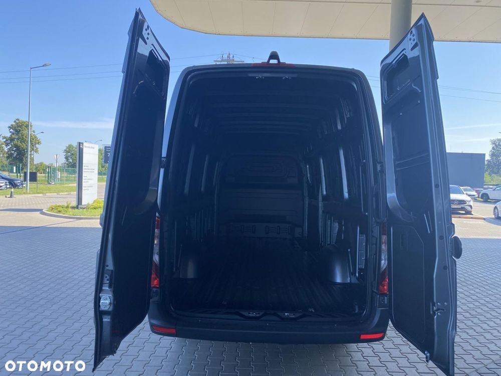 Mercedes-Benz Sprinter - 8