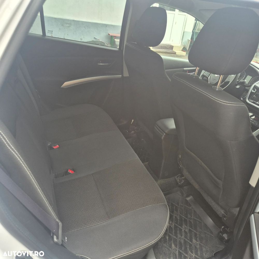 Suzuki SX4 - 9