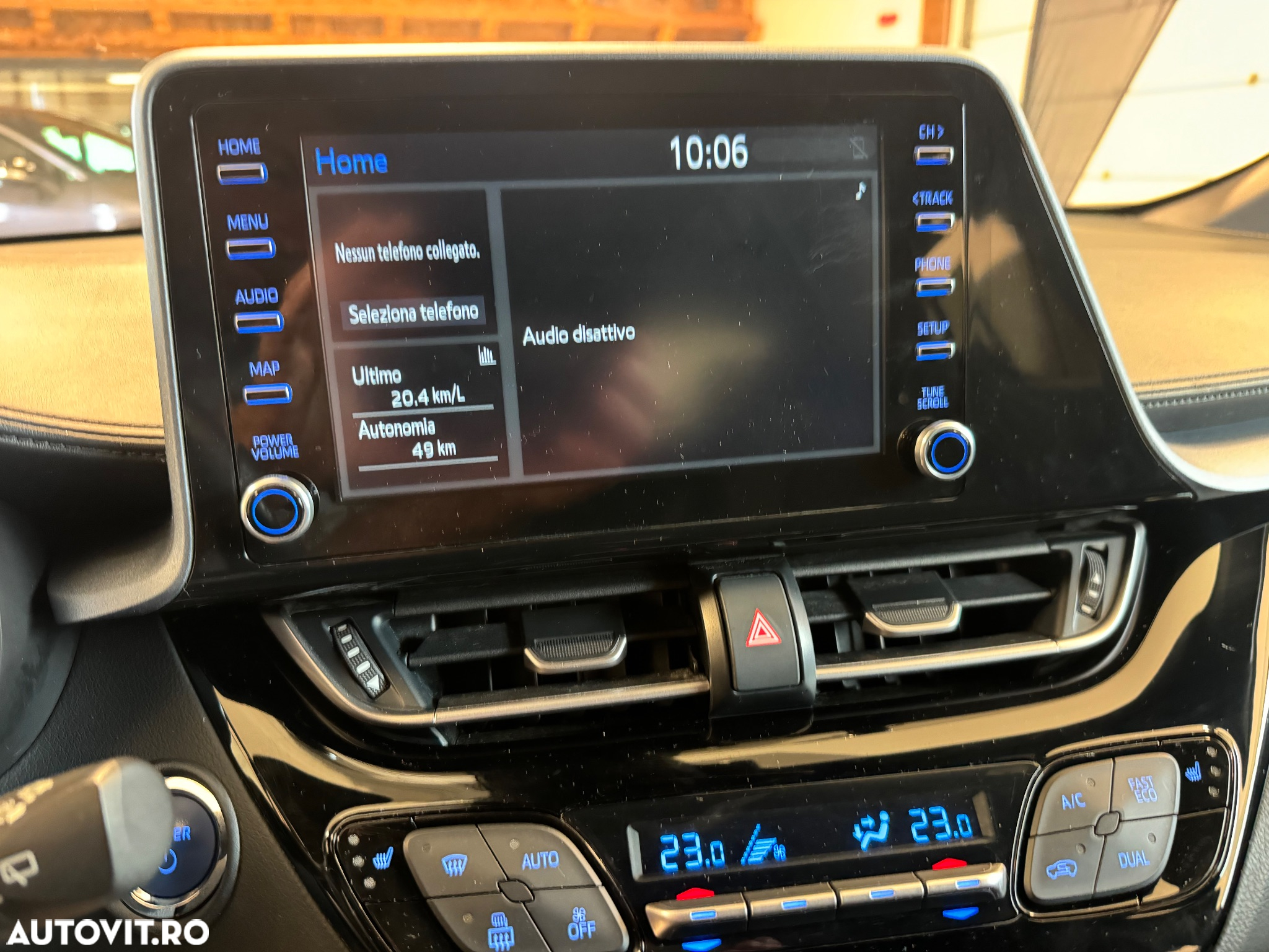 Toyota C-HR 2.0 HSD 184 CP 4x2 CVT C-ult Style bi-tone - 11