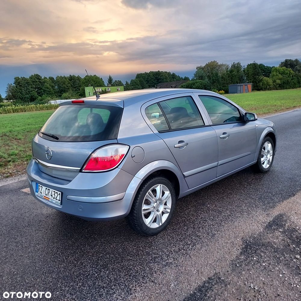 Opel Astra - 3