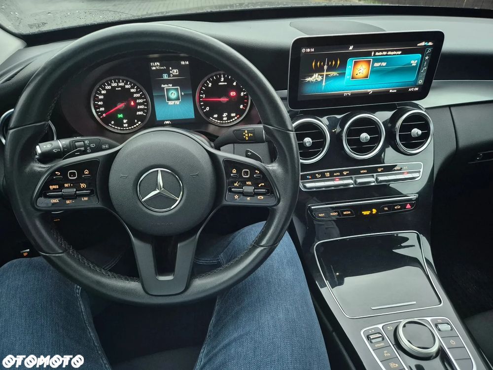 Mercedes-Benz Klasa C 180 d 9G-TRONIC - 23