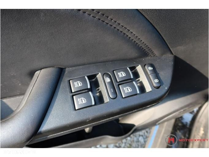 Seres 3 53kWh Luxury - 17