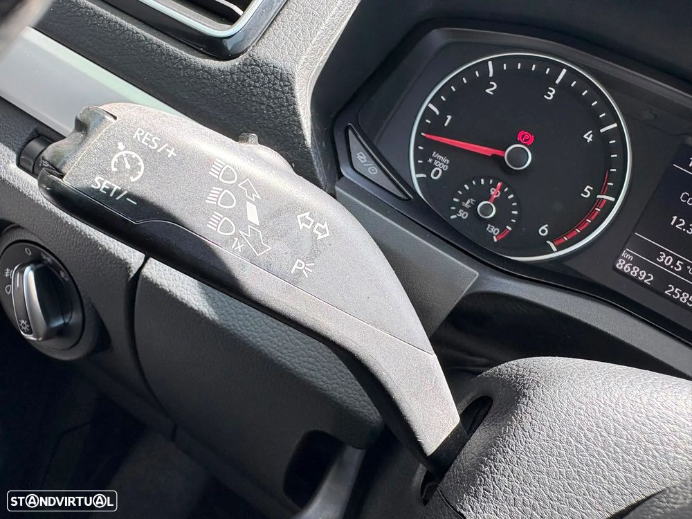 VW Amarok 3.0 TDI CD Aventura.4x4 - 9