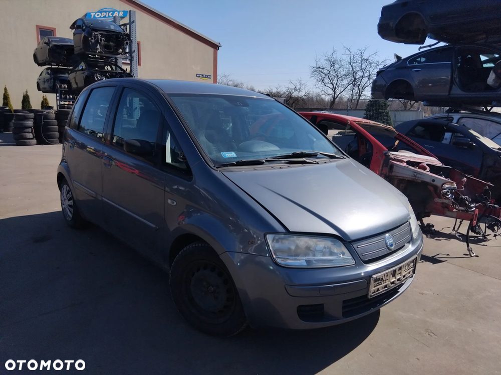 Fiat Idea z silnikiem 1,4 16v ozn. 845A1000 II skrzynią manualną 6 biegów lakier 600 - 2