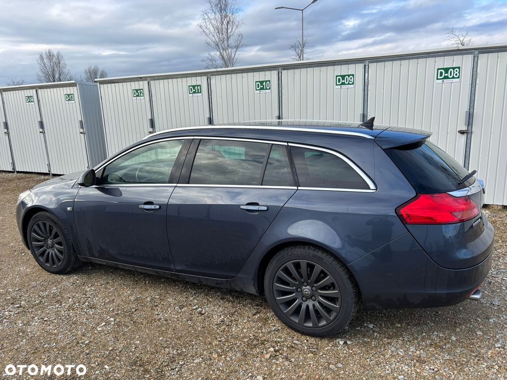 Opel Insignia 2.0 CDTI Sports Tourer - 2