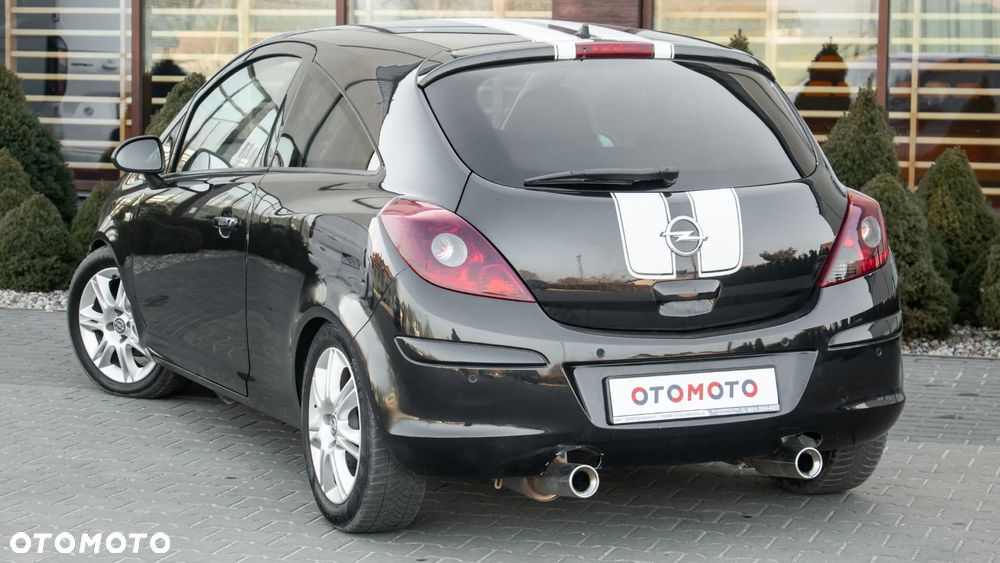 Opel Corsa 1.4 16V Edition 150 - 12