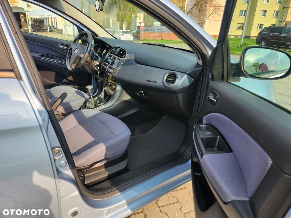 Fiat Bravo 1.4 16V Dynamic - 10