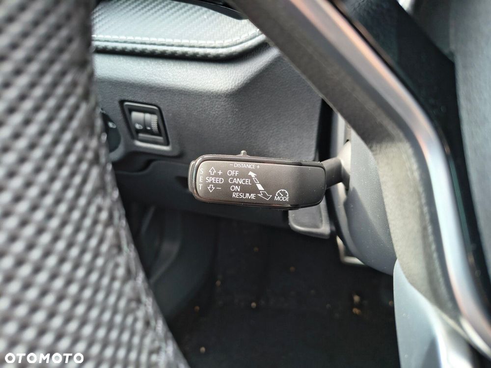 Skoda Fabia 1.0 TSI Monte Carlo DSG - 23