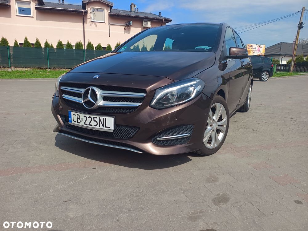 Mercedes-Benz Klasa B 180 BlueEFFICIENCY EDITION 1 - 4