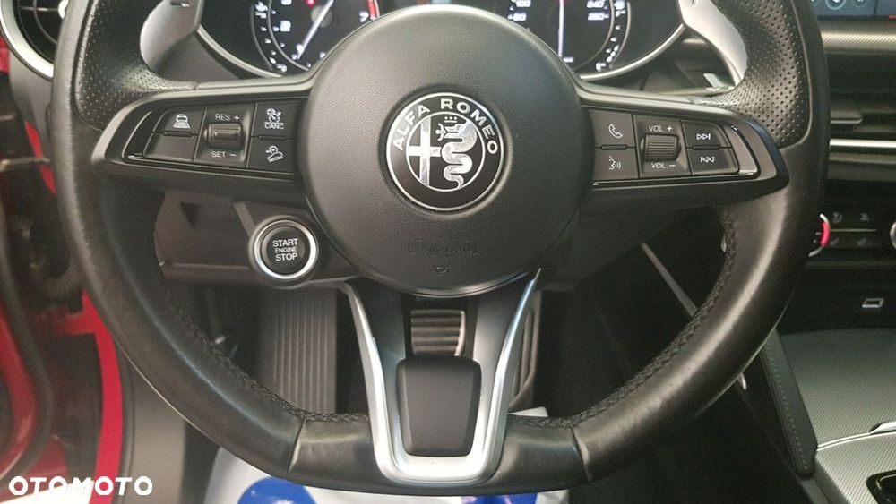 Alfa Romeo Stelvio - 28