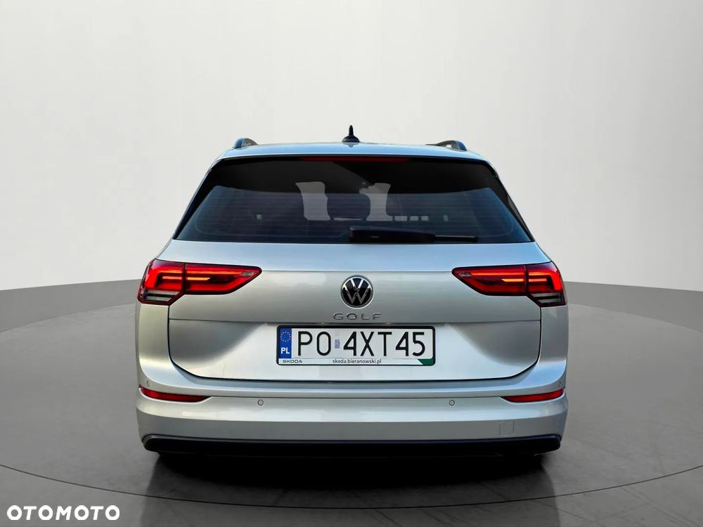 Volkswagen Golf VIII 2.0 TDI Life DSG - 4