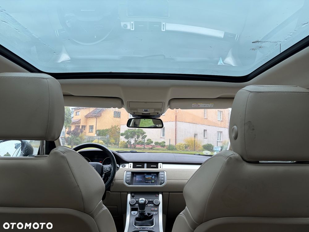 Land Rover Range Rover Evoque - 32