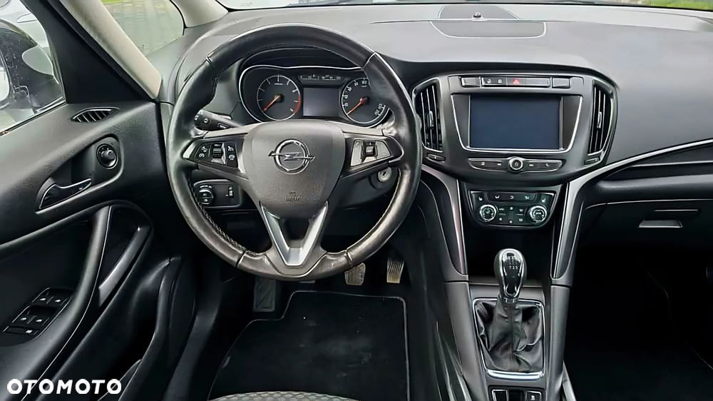 Opel Zafira Tourer 1.4 Turbo Business Innovation - 17