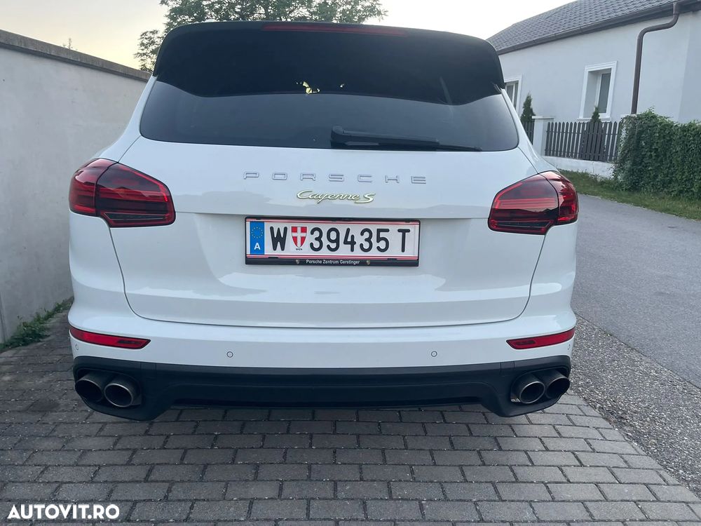 Porsche Cayenne - 7
