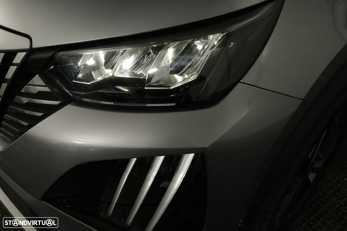 Peugeot 2008 1.2 PureTech Allure EAT8 - 6