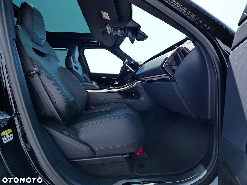 Land Rover Range Rover Sport - 17