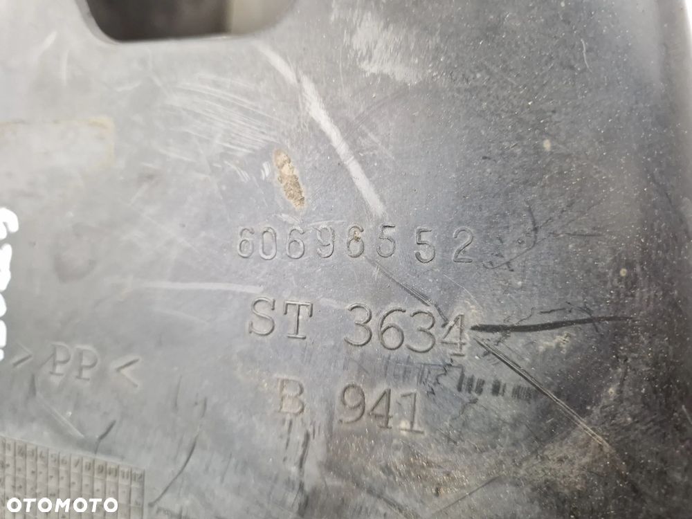 Kierownica wlotu powietrza Alfa Romeo GT 1.9 16V - 3