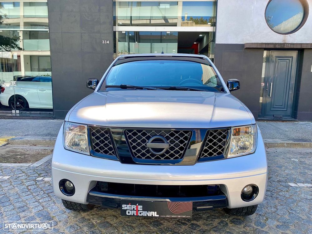 Nissan Navara 2.5 dCi CD LE - 2