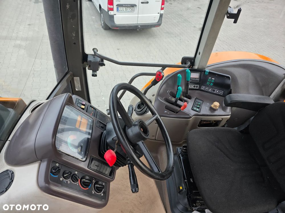 Renault 715 - 5
