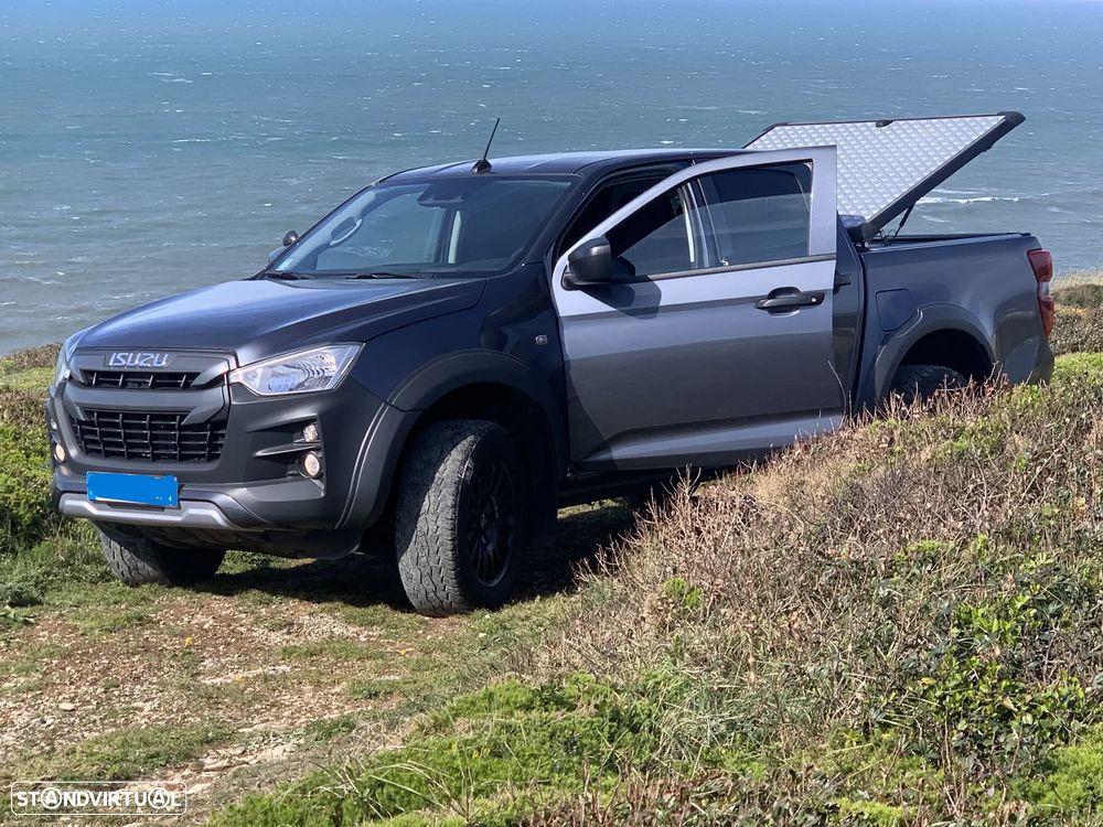 Isuzu D-Max 1.9 Ddi CD 4WD LS Auto - 2
