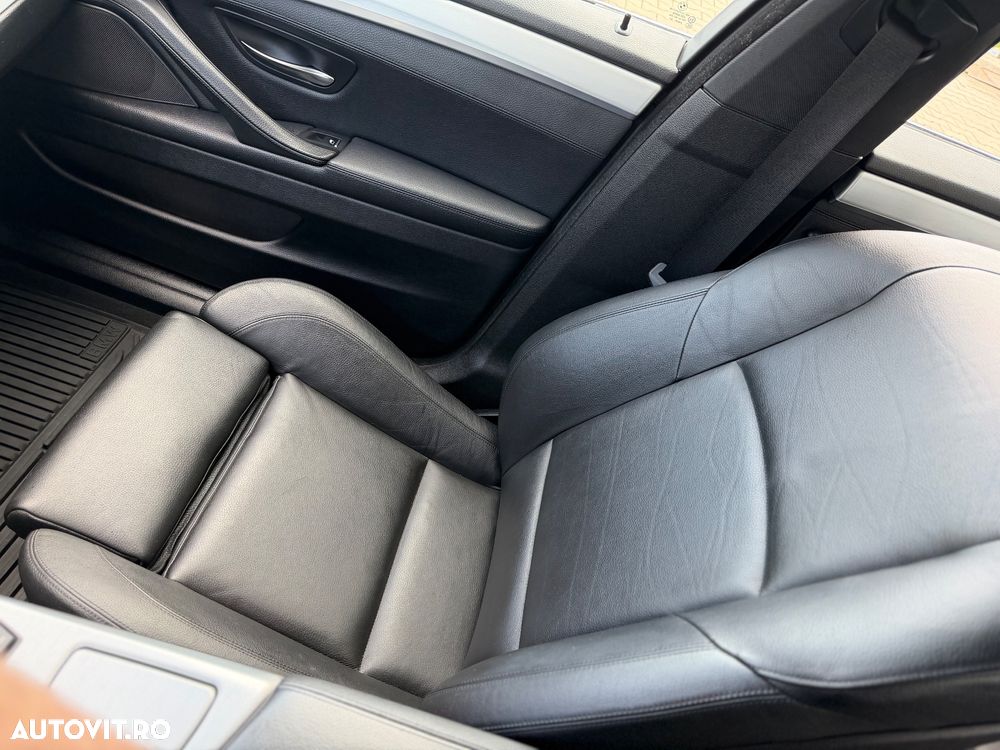 BMW Seria 5 520d Aut. - 15