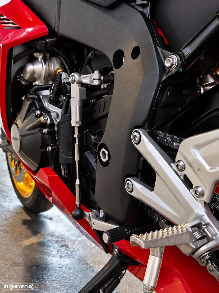 Honda CBR RR-R SP FIREBLADE - 20