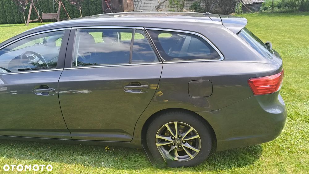 Toyota Avensis - 3