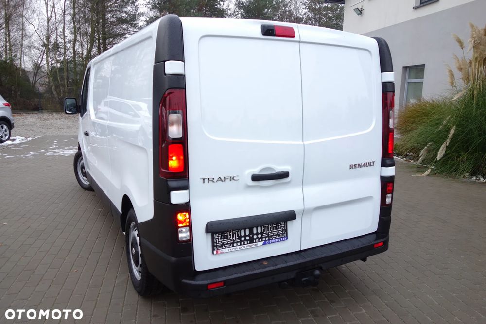Renault Trafic 2.0 Dci  120 KM Long Klima Kamera Ledy - 4