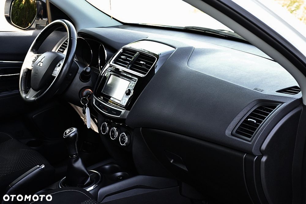 Mitsubishi ASX 1.6 ClearTec 2WD Edition - 17