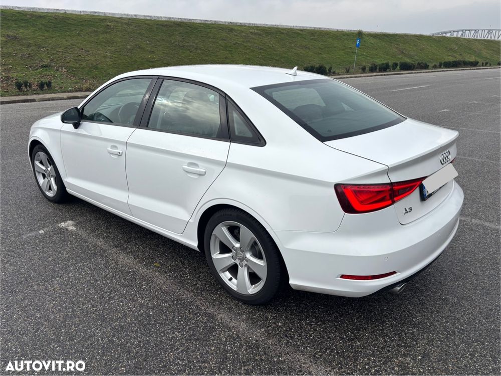 Audi A3 1.6 TDI clean Stronic Ambiente - 7