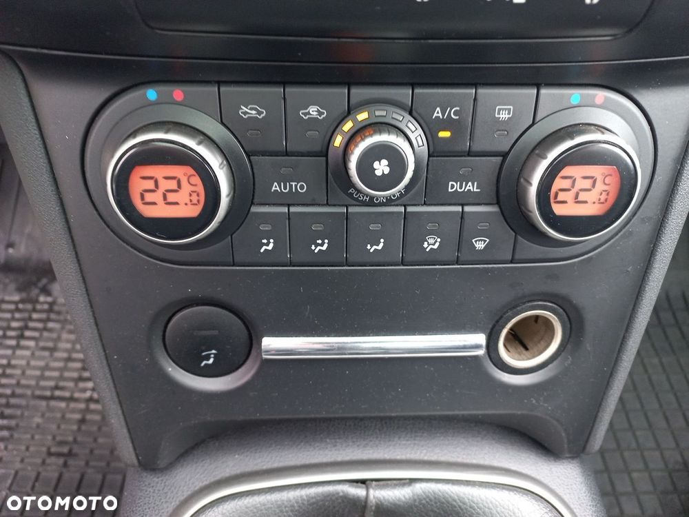 Nissan Qashqai+2 2.0 Acenta - 18