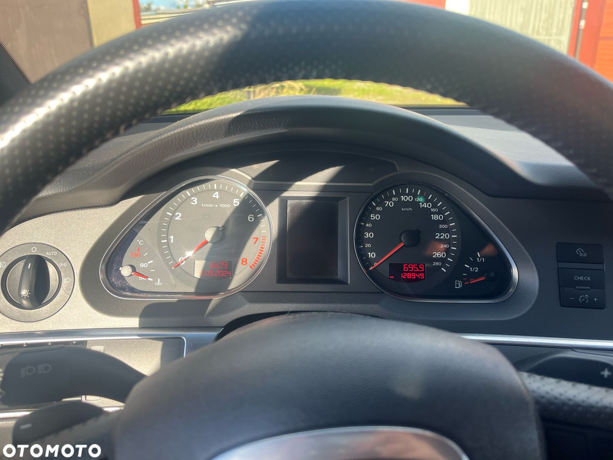 Audi A6 Avant 4.2 quattro tiptronic - 29