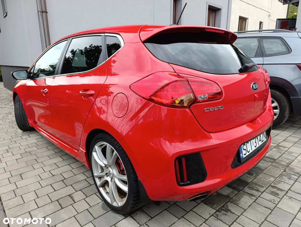 Kia Ceed 1.6 T-GDI GT-Track - 2