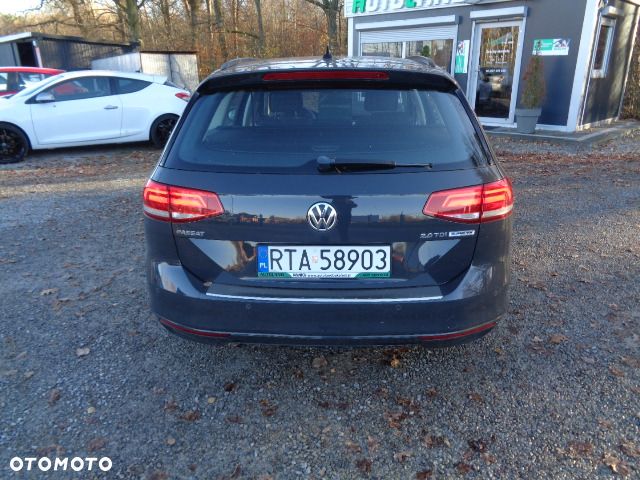 Volkswagen Passat 2.0 TDI SCR Comfortline DSG - 4