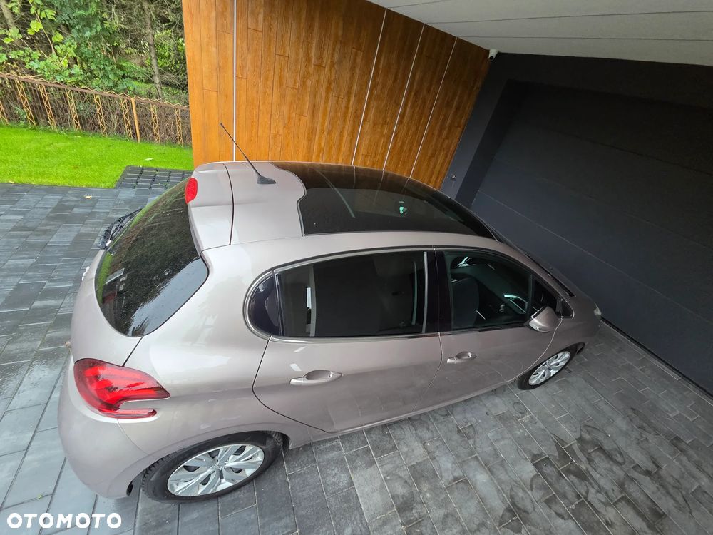 Peugeot 208 1.6 e-HDi Allure STT - 13