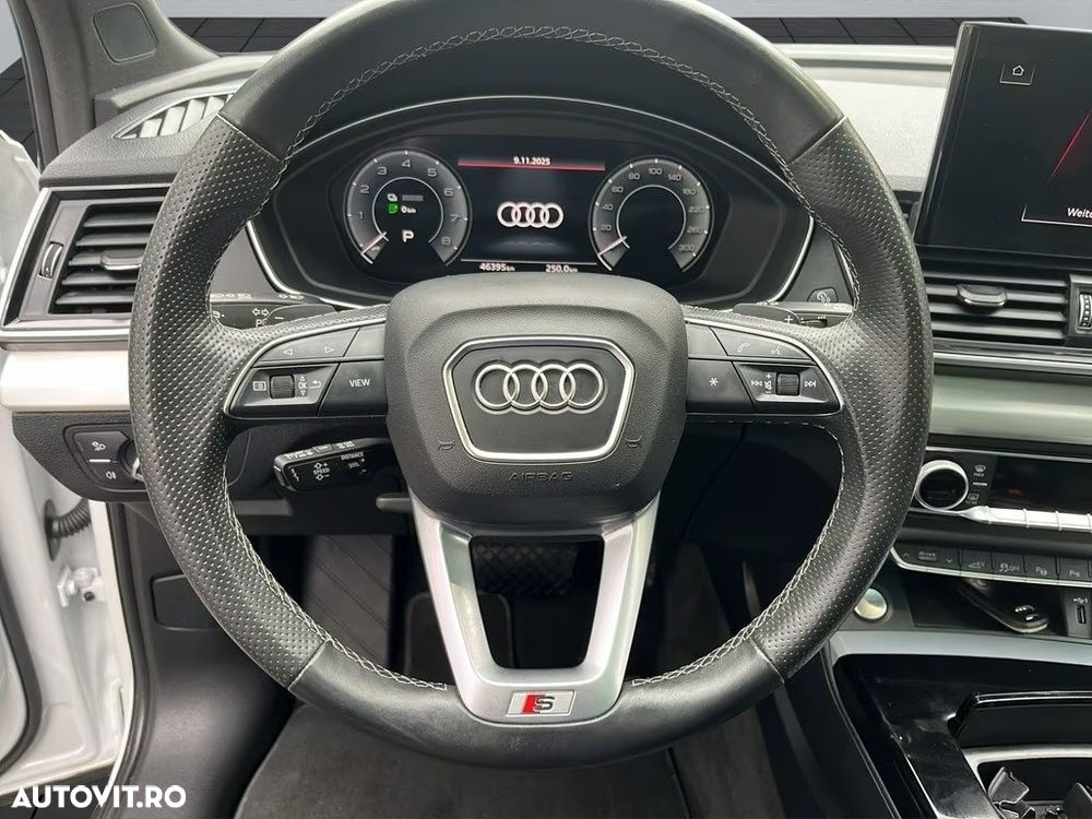 Audi Q5 55 TFSIe quattro S tronic S line - 12