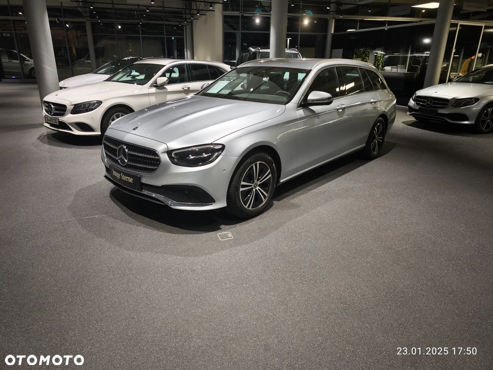 Mercedes-Benz Klasa E 220 d 9G-TRONIC Avantgarde - 3