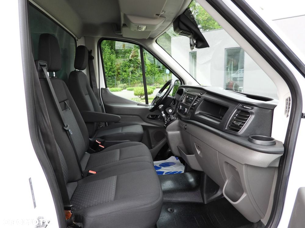 Ford TRANSIT  PLANDEKA 8 PALET TEMPOMAT LEDY BLIŹNIACZE KOŁA KLIMATYZACJA  130KM - 39