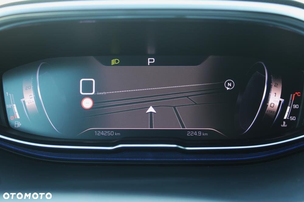Peugeot 5008 - 16
