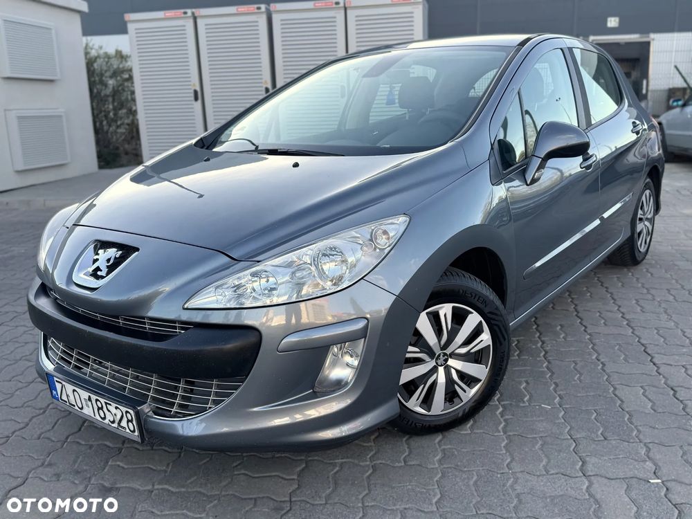 Peugeot 308 - 1