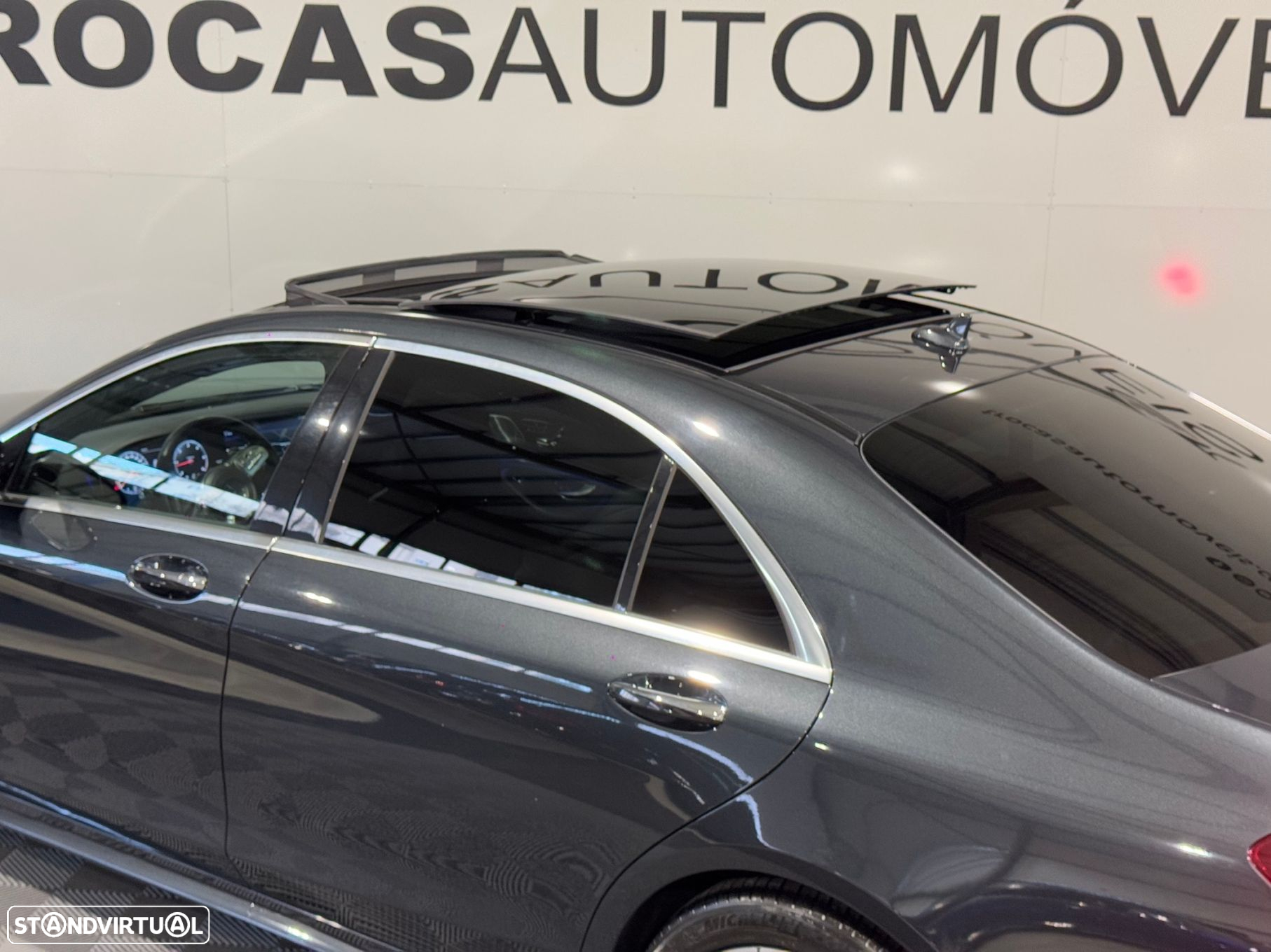 Mercedes-Benz S 400 d Longo - 38